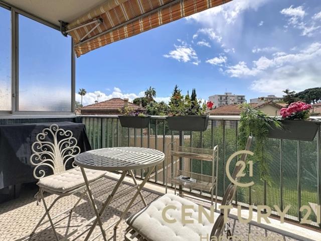 2 pieces Juan les Pins proche mer
