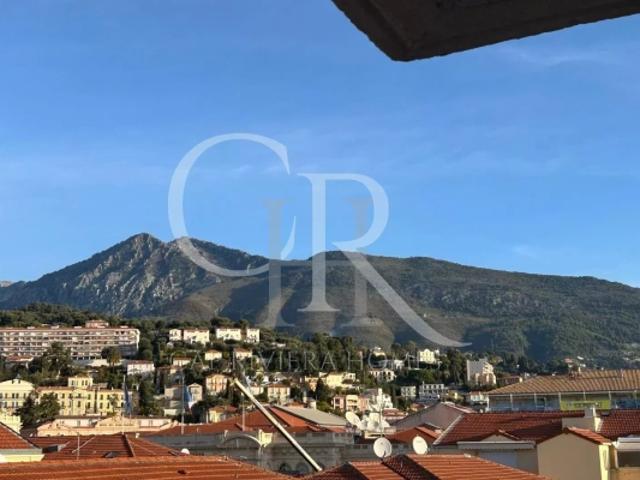 2 PIECES MENTON