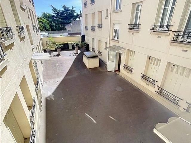 2 pièces Meublé 30 m² 1er étage Colocation non autorisée