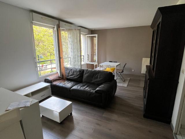2 PIECES MEUBLE