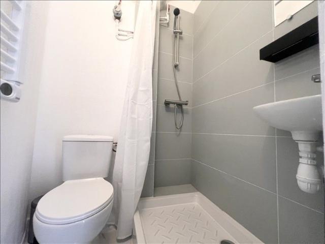 2 pièces Meublé 35,28 m² 4ème étage Colocation non autorisée
