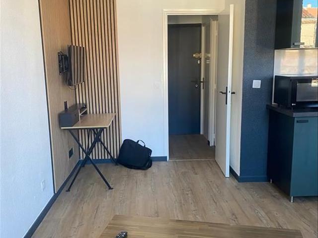 2 pièces Meublé 35,6 m² 1er étage Colocation non autorisée
