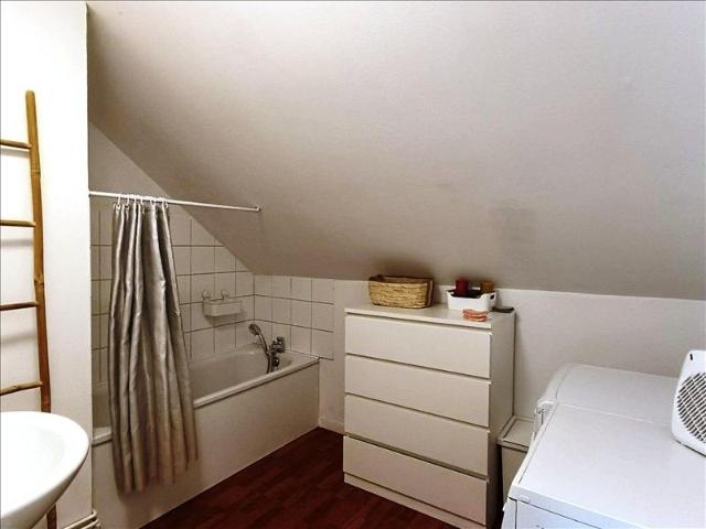 2 pièces Meublé 42,55 m² 4ème étage Colocation non autorisée