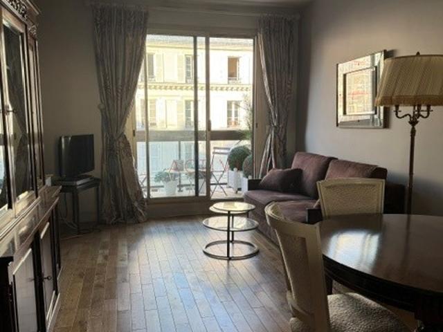 2 PIECES MEUBLE 45 m2 + 12 m2 BALCONS Rue Pierret