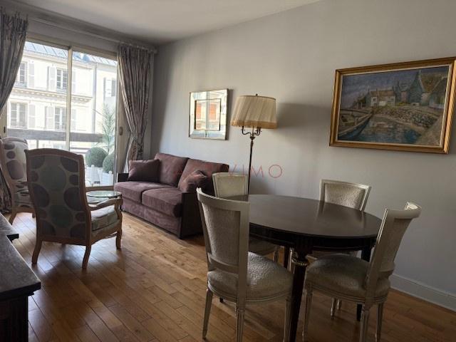 2 PIECES MEUBLE 45 m2 + 12 m2 BALCONS Rue Pierret