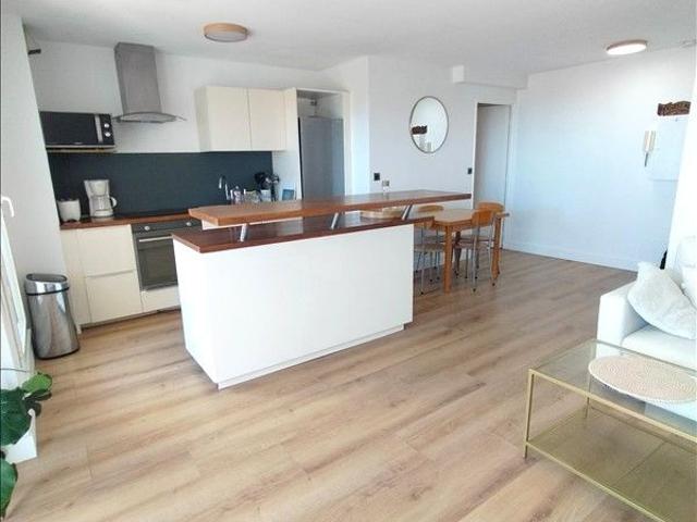 2 pièces Meublé 50,58 m² 3ème étage Colocation non autorisée