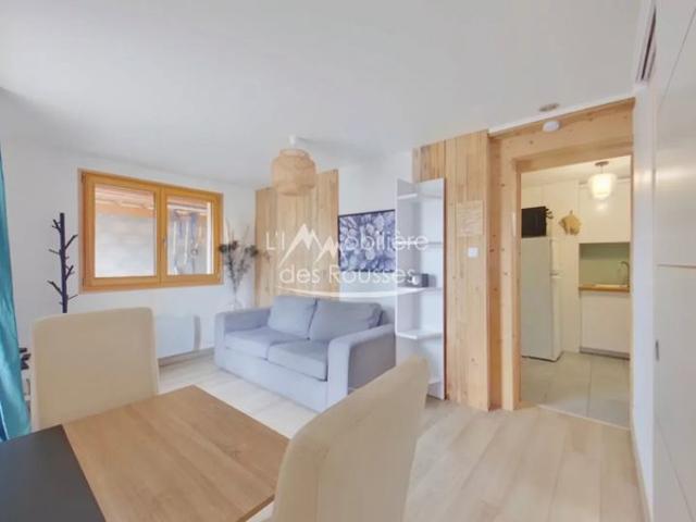 2 PIECES MEUBLE A BOIS D'AMONT