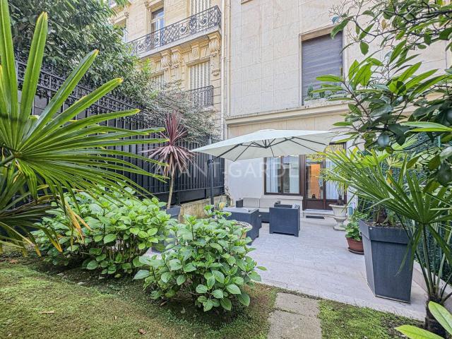 2 pièces meublé avec jardin privé Avenue Foch 75116 Paris