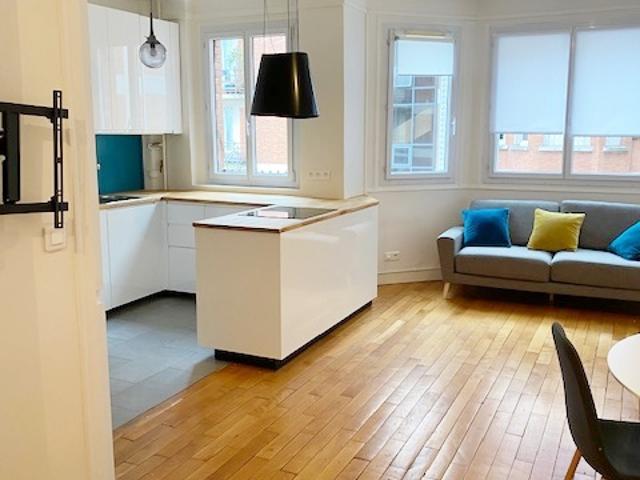 2 pièces meublé de 60m2 / Centre ville proche gare et commerces