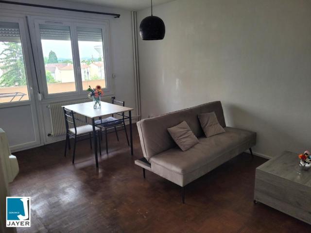 2 PIECES MEUBLÉ QUARTIER LAENNEC