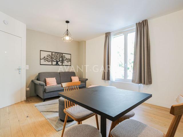 2 pièces meublé Rue Mademoiselle 75015 Paris