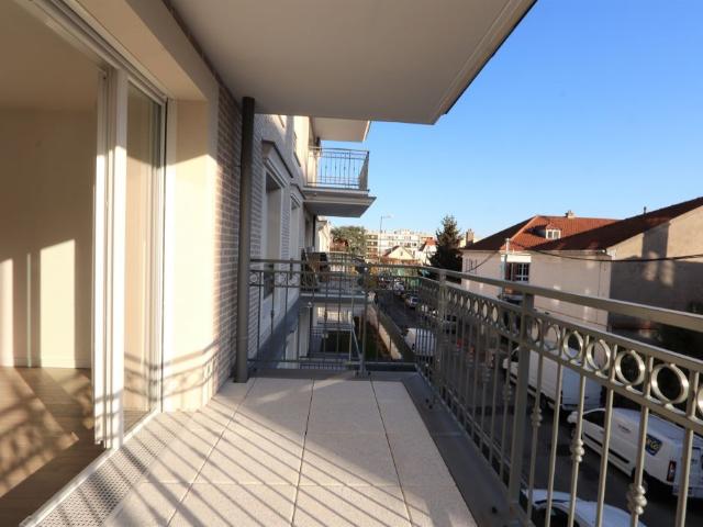 2 PIECES NON MEUBLE LA GARENNE COLOMBES