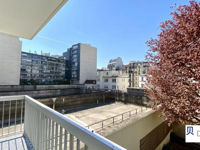 2 pièces refait à neuf + parking + cave