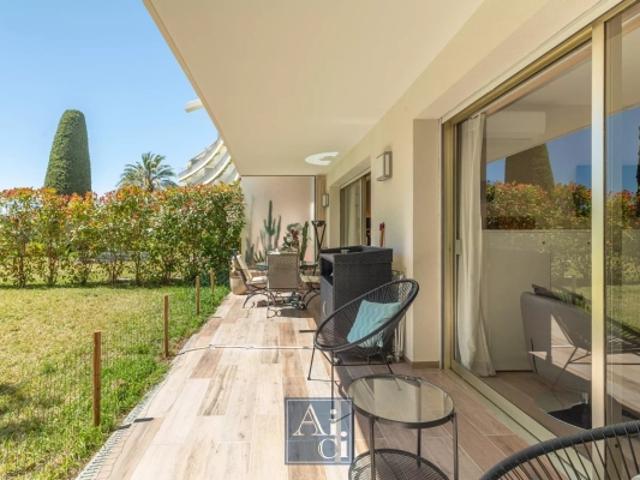 2 PIECES RESIDENCE GRAND STANDING