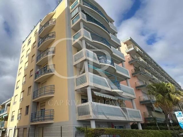 2 PIECES ROQUEBRUNE