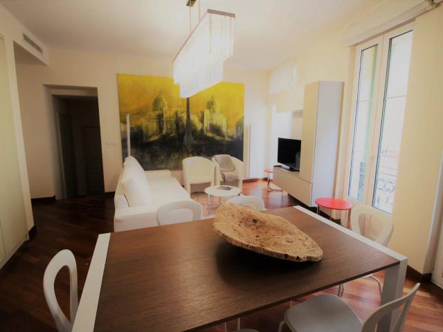 2 PIECES RUE PIETONNE