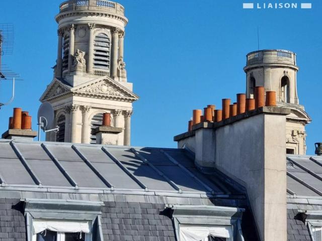 2 PIECES sous les Toits avec travaux