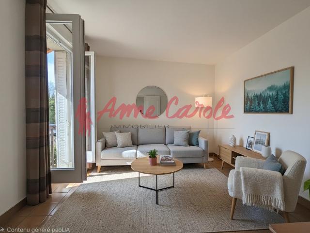 2 pieces/1 chambre 39m2 + parking et débarras