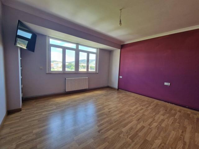 2º PISO + AMPLIO TRASTERO