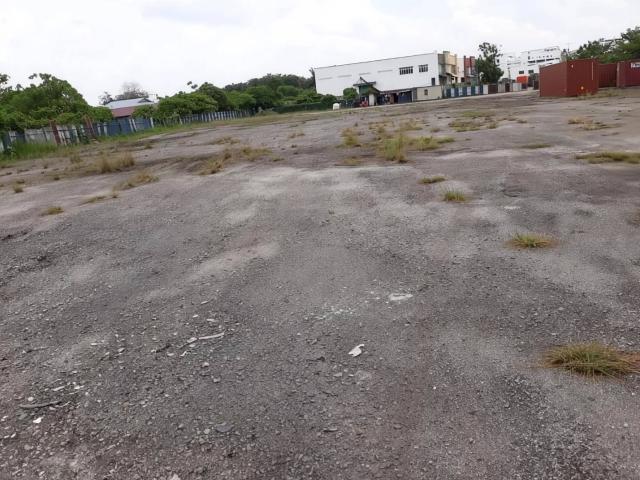 2 Plot of Freehold Commercial Land Bukit Kemuning For Sale