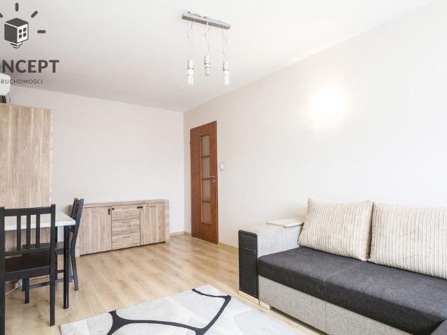 2 pok. | Pl. Strzegomski | AC | Balkon | od 01.08