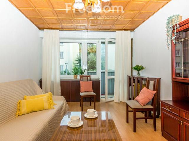 2 pokoje 39,2 m² do remontu, umeblowane, 1. piętro