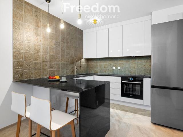 2 pokoje w centrum | miejsce w hali | Bank Polski Gdynia, Śródmieście