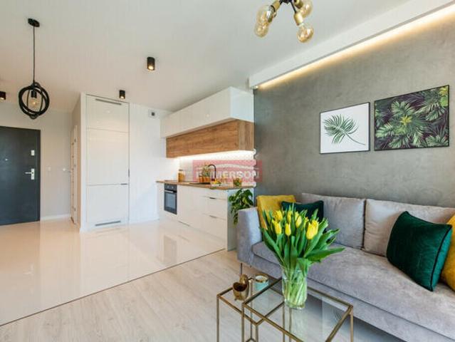 2 pokoje balkon,miejsce postojowe, Mogilska Tower