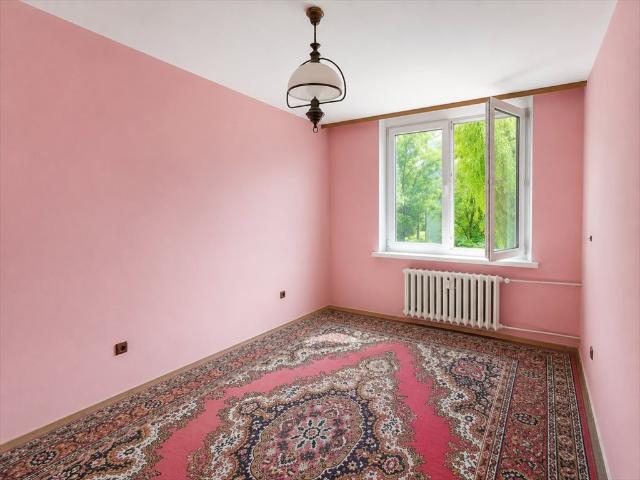2 pokojowe mieszkanie 37 m² w Zabrzu do remontu, potencjał inwestycyjny