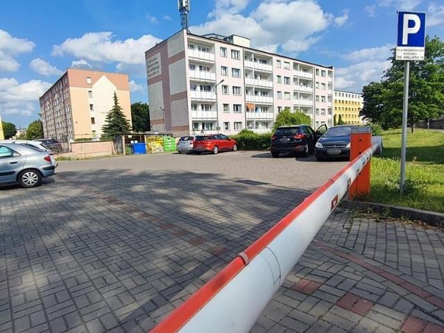 Polecam 2 pokojowe mieszkanie 35,4 m² z parkingiem i piwnicą