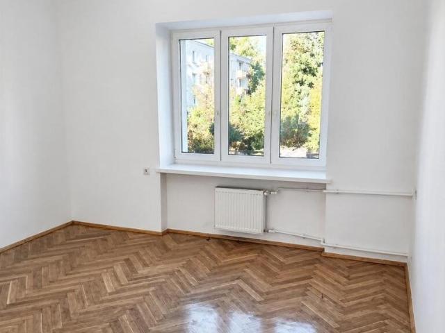 2 pokojowe mieszkanie z piwnicą i świetną infrastrukturą polecam