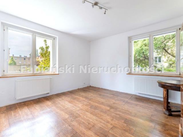 2 pokojowe + kuchnia, parter, Jeżyce, ul. Kadłubka, blok z cegły 48,12 m², Poznań