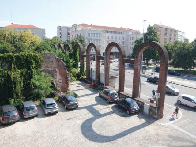 2 POSTI LETTO IN BILOCALE A STUDENTI IN CENTRO STORICO