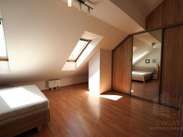 2 poziomy + balkon | 46 m
