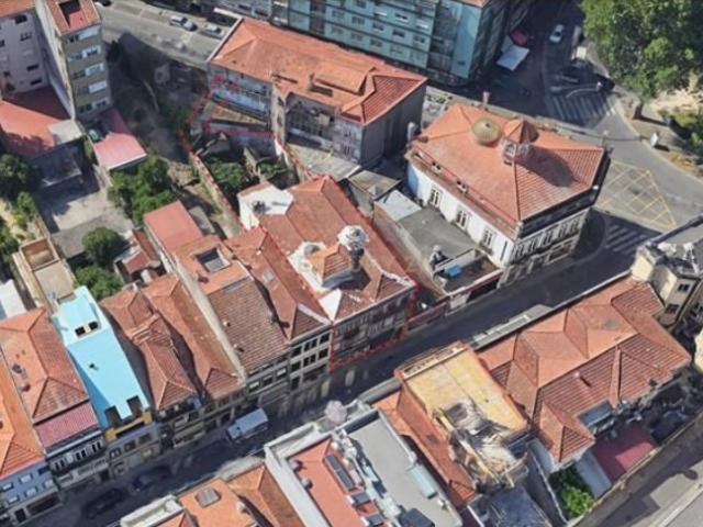 2 Prédios com PIP em Costa Cabral