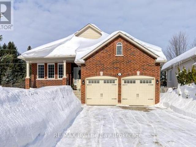2 Princess Point Drive, Wasaga Beach, ON, L9Z 3C3 house for sale | Listing ID S11986 | Royal LePage