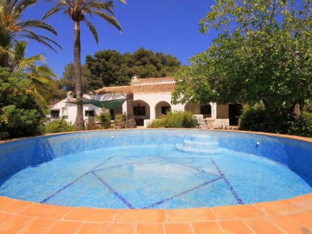 2 propiedades en venta en Jávea, de estilo rústico a&amp nbs. 177m² Jávea Xabia
