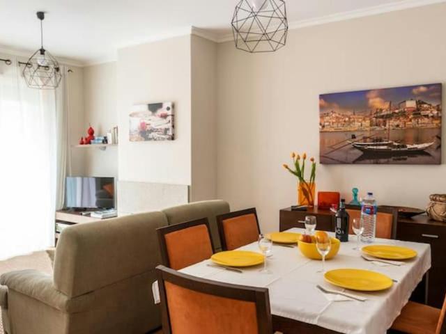 2 quarto, Vila Nova de Gaia Vila Nova de Gaia 4405 736 102717466