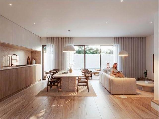 2 quarto, Vila Real de Santo António Faro LS99485003