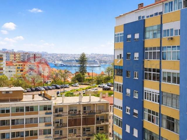 2 quarto, Almada Almada 100360854