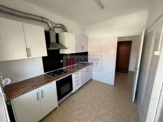 2 quarto, Almada Almada 101920605