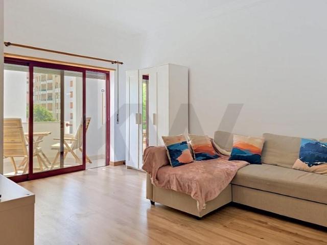 2 quarto, Almada Almada 102441654