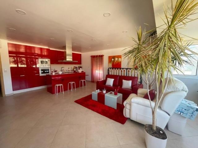 2 quarto, Almada Almada 103884725