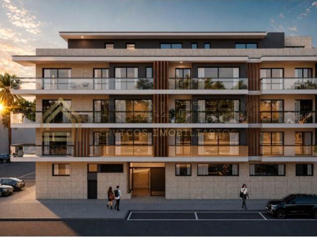 2 quarto, Almada Almada 104881819