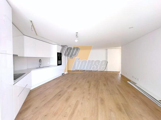 2 quarto, Almada Almada 98824038