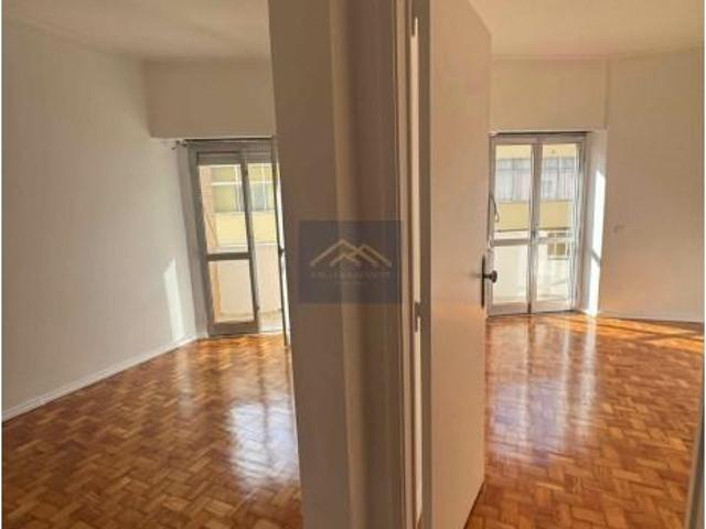 2 quarto, Almada Almada 92030930