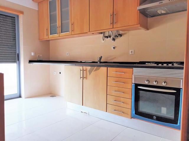 2 quarto, Almada Setúbal 86009366