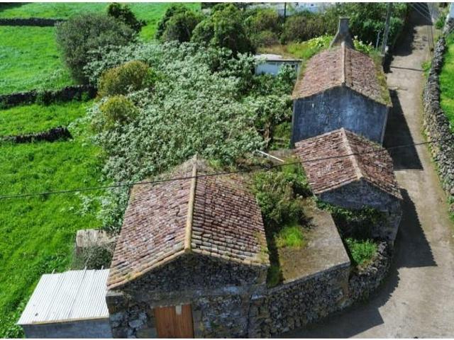 2 quarto, Angra do Heroísmo Angra do Heroísmo 102928848
