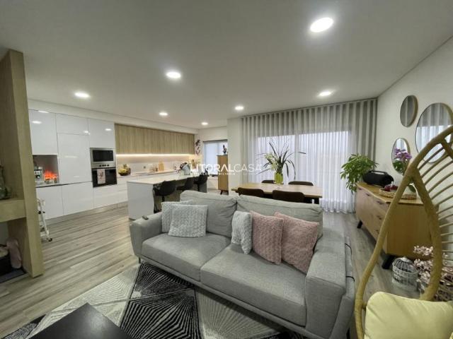2 quarto, Aveiro Águeda 3750 LS98631769