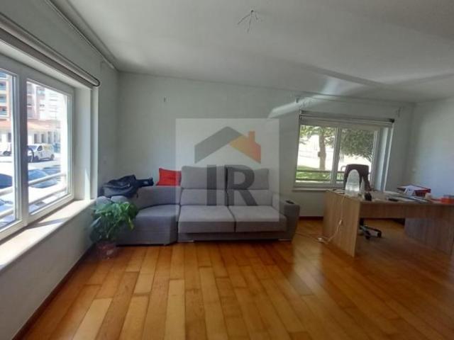 2 quarto, Leiria Caldas da Rainha 2500 103090957